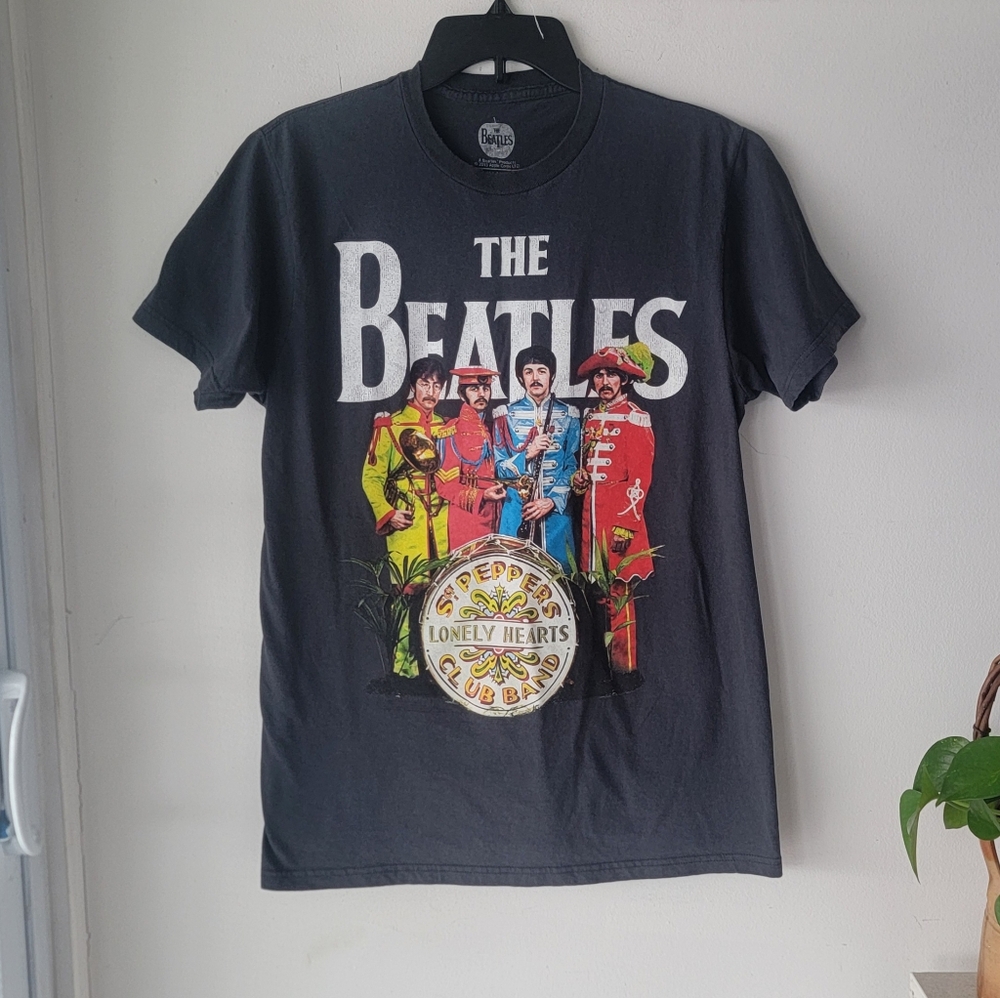 The Beatles Sgt. Pepper Lonely Hearts Club Band Men's T- Shirt, 2013 Size L - Picture 1 of 11